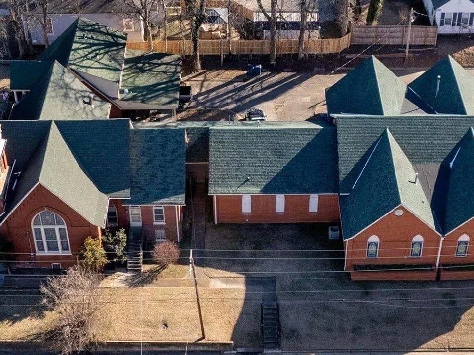 1st image of 133 W Washington Ave