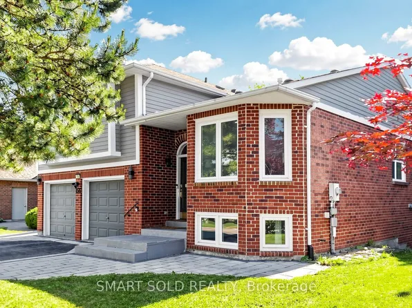 156 Brammar St, Newmarket, ON L3Y 7T3