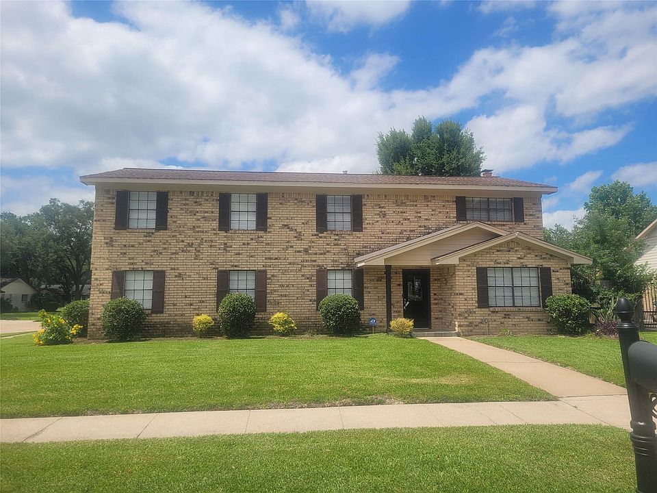 1st image of 4203 Shady Springs Dr