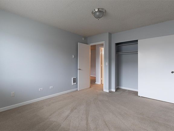 3rd image of 440 St Helens Ave