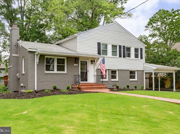 1114 Croton Dr, Alexandria, VA 22308