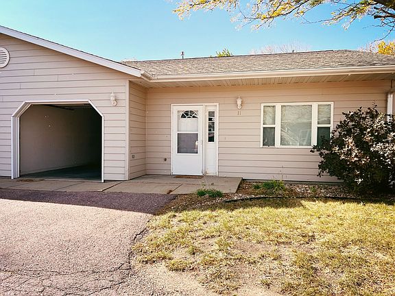 4th image of 510-520 Morgan Ln #509