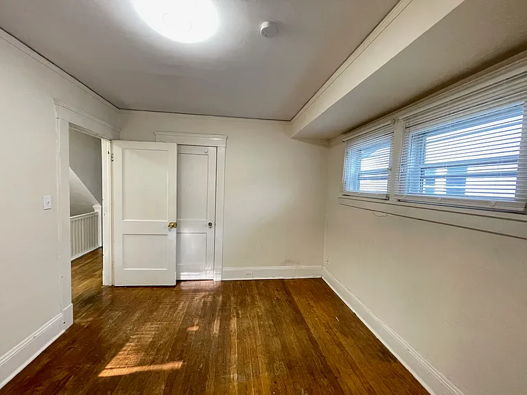 2322 S Overlook Rd — Photo 6