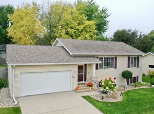 606 25th St SE, Willmar, MN 56201