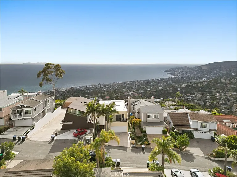 1351 La Mirada St — Photo 8