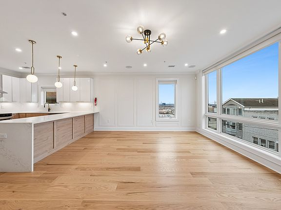 3rd image of 183 Zabriskie St Unit 3