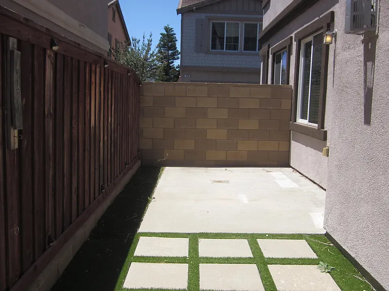 779 Mitchell Way — Photo 23