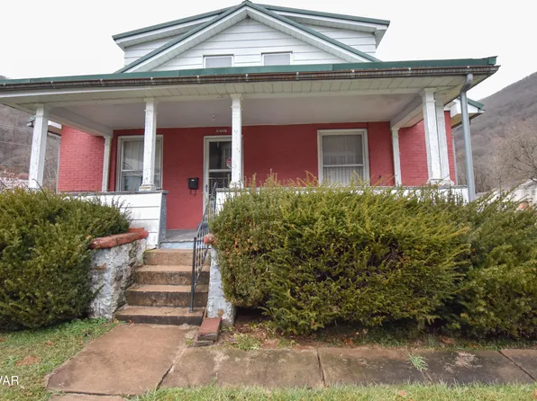 2221 Delaware Ave, Renovo, PA 17764