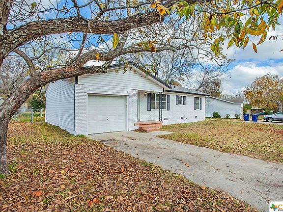 2nd image of 2106 Brantley Ave
