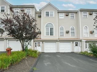 350 Bristol Street Ext APT D4, Waterbury, CT 06708