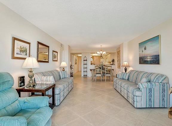 3rd image of 693 Seaview Ct APT 311