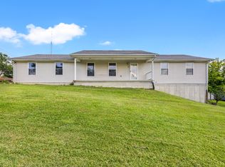 9 Hillcrest Dr, Winchester, KY 40391