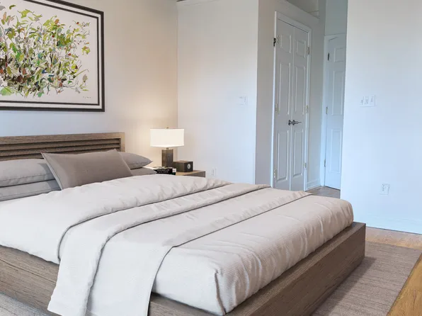 441 West 50th Street image 10 of 16