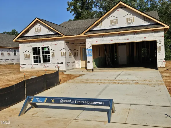 35 Neuse Hollow Ct, Clayton, NC 27527