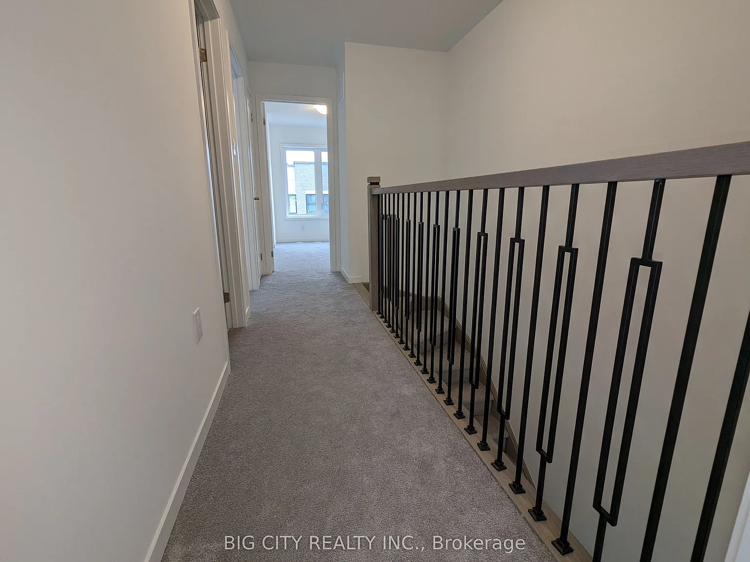 1 bed, $1,000 — Photo 4