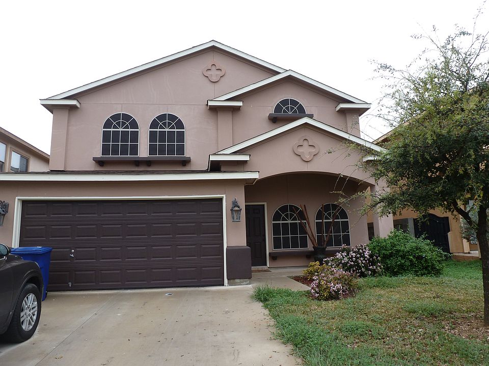 1st image of 520 Campanario Ln