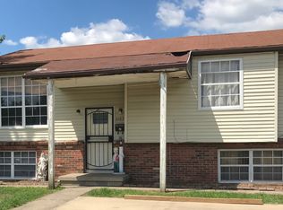 2157 E Keys Ave, Springfield, IL 62702