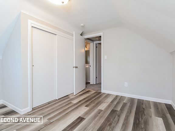 5th image of 413 College Park Dr