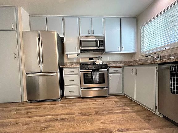 4th image of 2847 E Harbor Blvd