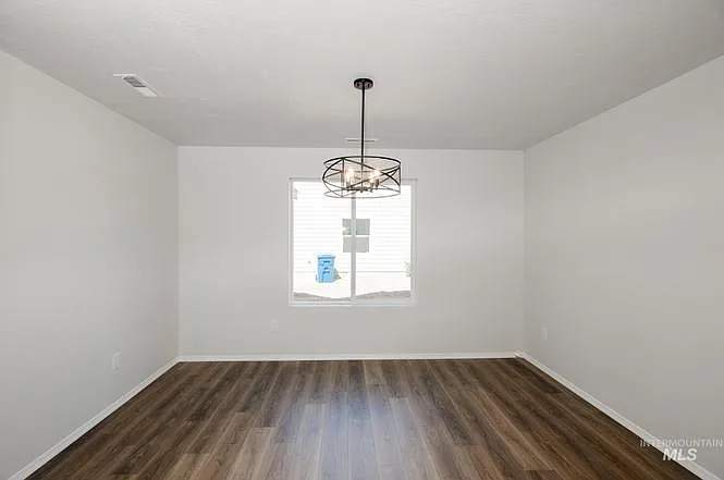 4823 Fire Opal St — Photo 5