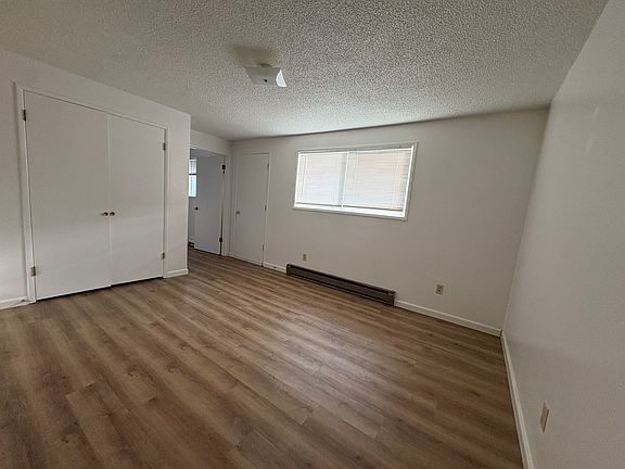 5th image of 186 N 11th St