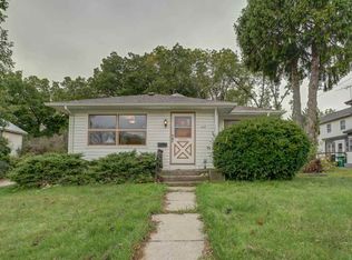 410 N 2nd St, Edgerton, WI 53534