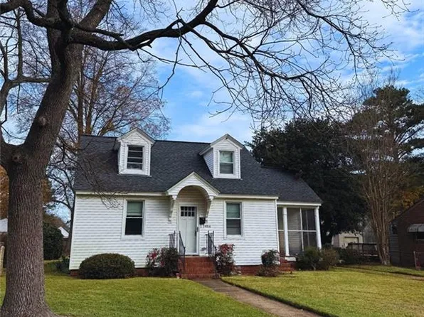 4016 Winchester Dr, Portsmouth, VA 23707