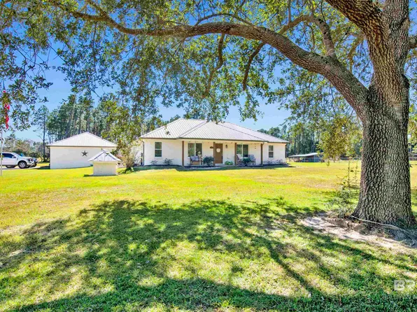 29880 Archie Rd, Elberta, AL 36530