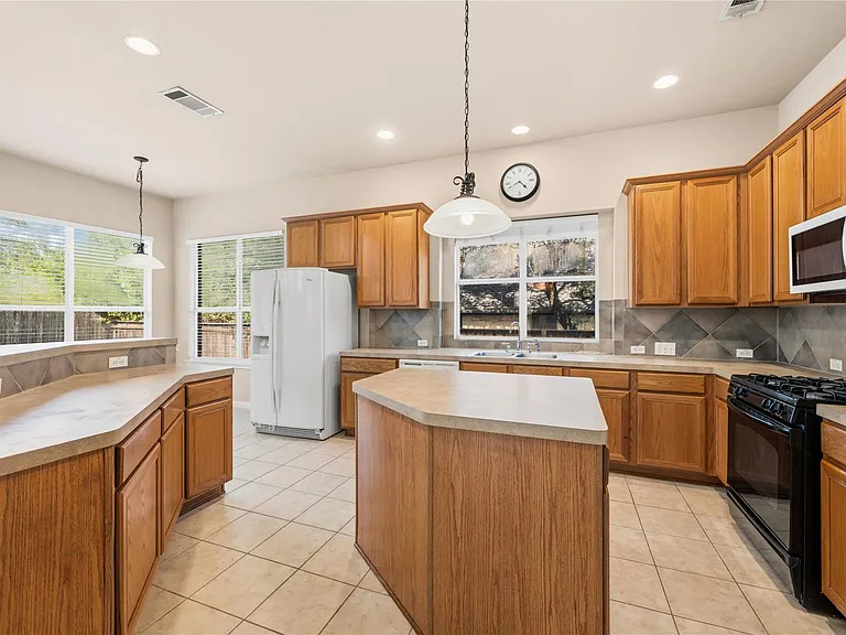 6600 Convict Hill Rd — Photo 10