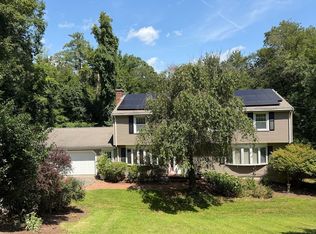 33 Carter Dr, Framingham, MA 01701