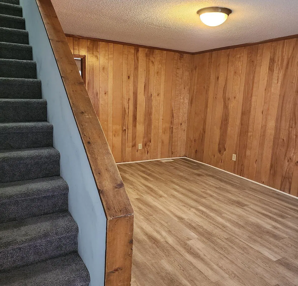 2 bed, 1.5 bath, $795 — Photo 2