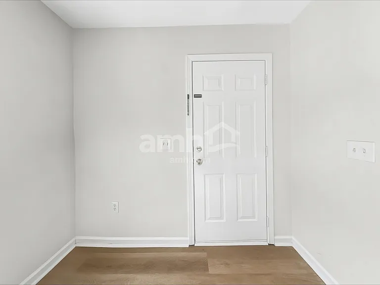38 Argyle Ct — Photo 5