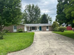 3227 Meadowcrest Dr, Anderson, IN 46011