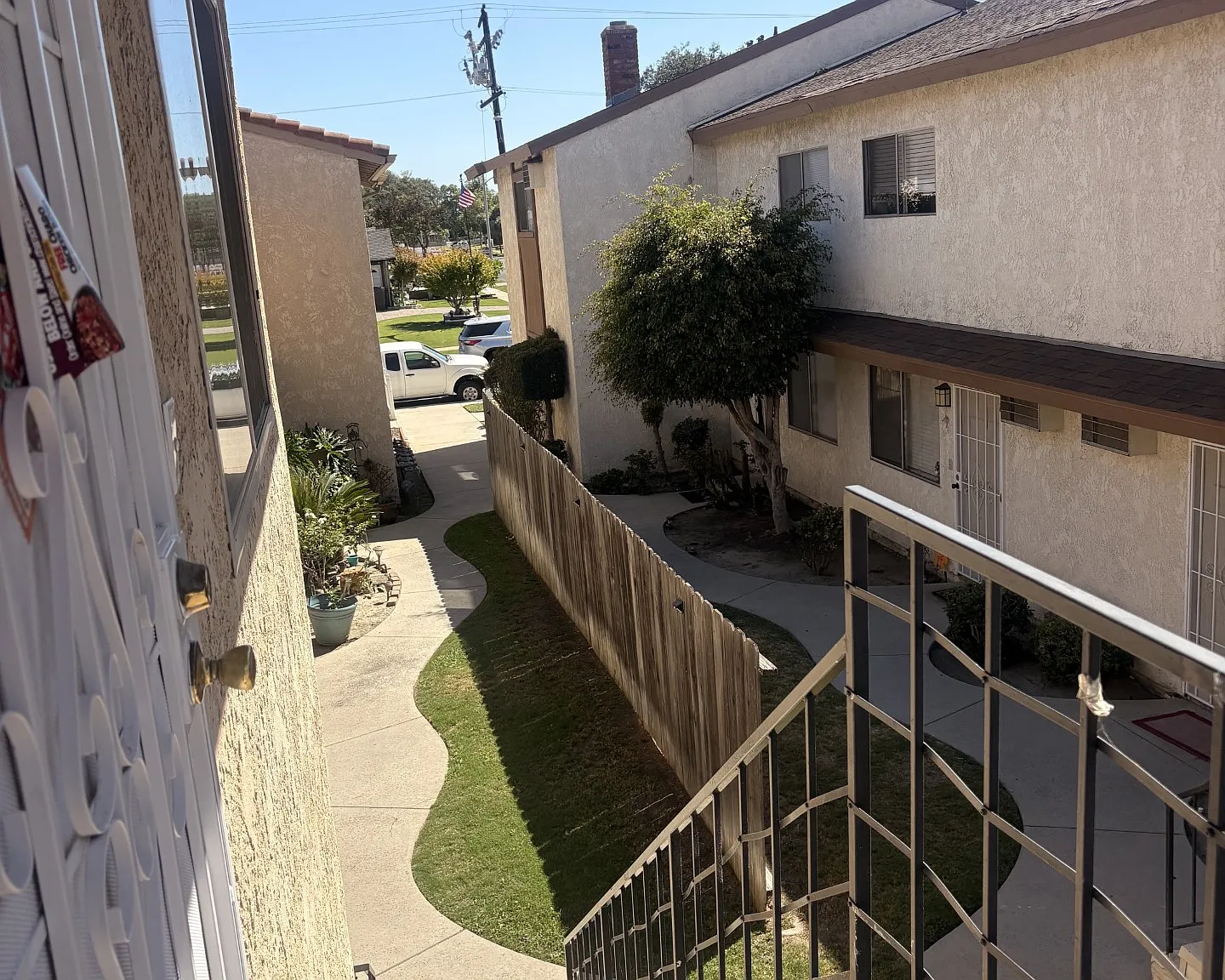 3 bed, 1500 sqft, $3,200 — Photo 2