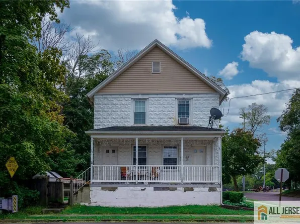 39 Hooker St, Jamesburg, NJ 08831