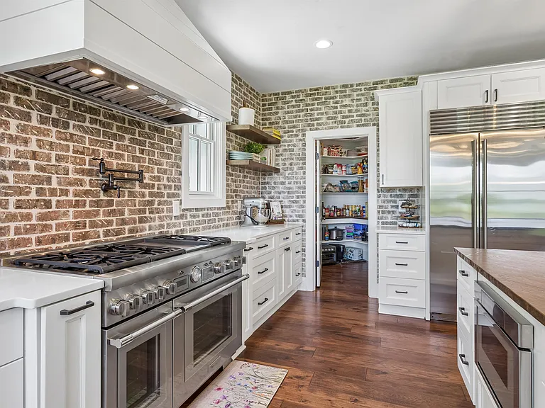 6450 Stewart Rd — Photo 12