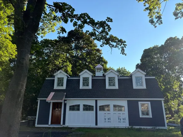 350 High St #B, Newburyport, MA 01950