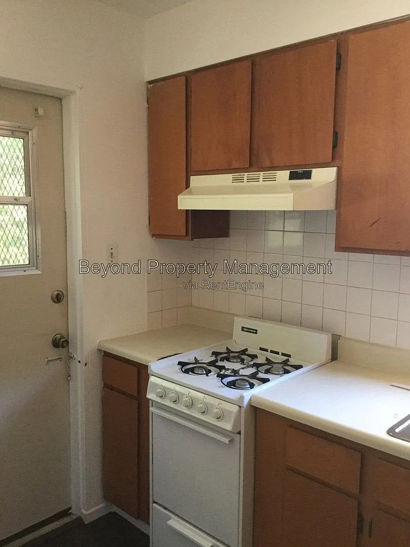 Studio, 1.0 bath, 550 sqft, $1,588 — Photo 1