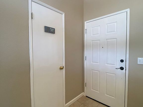 5th image of 1217 Nash St