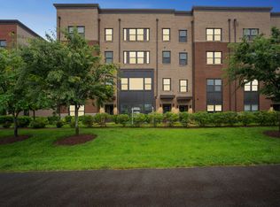 44764 Tiverton Sq, Ashburn, VA 20147