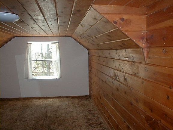5th image of 5021 Hillcrest Drive