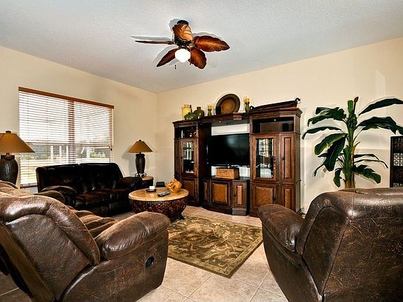4th image of 419 Golden Elm Dr