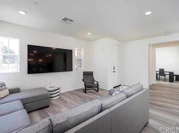 4th image of 17021 Zion Dr