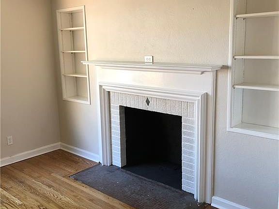 4th image of 2216 Grand Ave