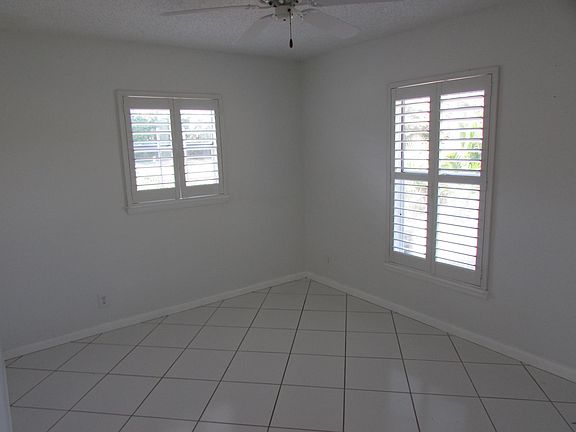 3rd image of 10452 Boynton Place Cir