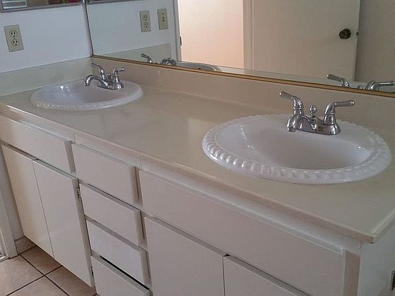 3rd image of 900 W Sierra Madre Ave APT 10