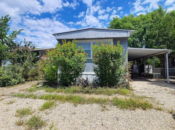 11 N Sunset Dr, Kerrville, TX 78028