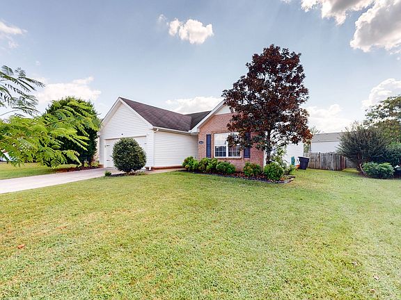 3rd image of 3113 Holsted Dr