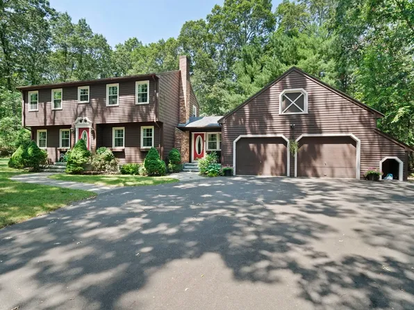 6 Morningside Ln, Foxboro, MA 02035