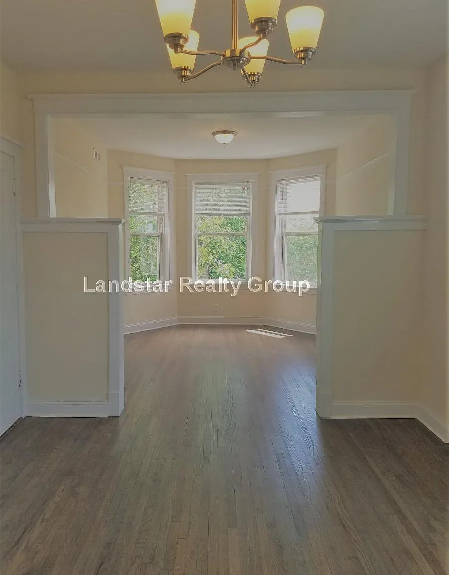 2 bed, 1.0 bath, $2,695 — Photo 1